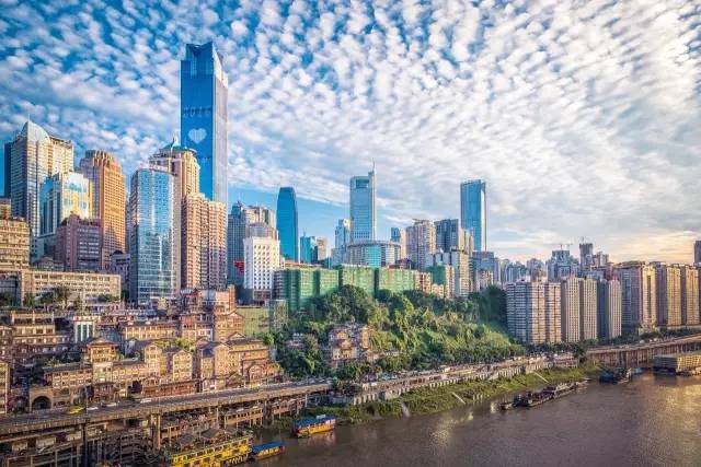 重庆之声，城市故事，播音稿启航